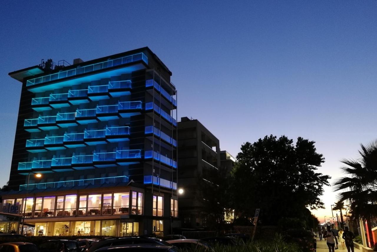 Hotel Diplomatic リッチョーネ エクステリア 写真