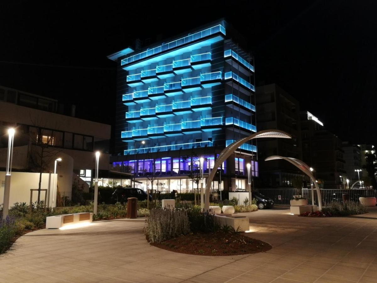 Hotel Diplomatic リッチョーネ エクステリア 写真