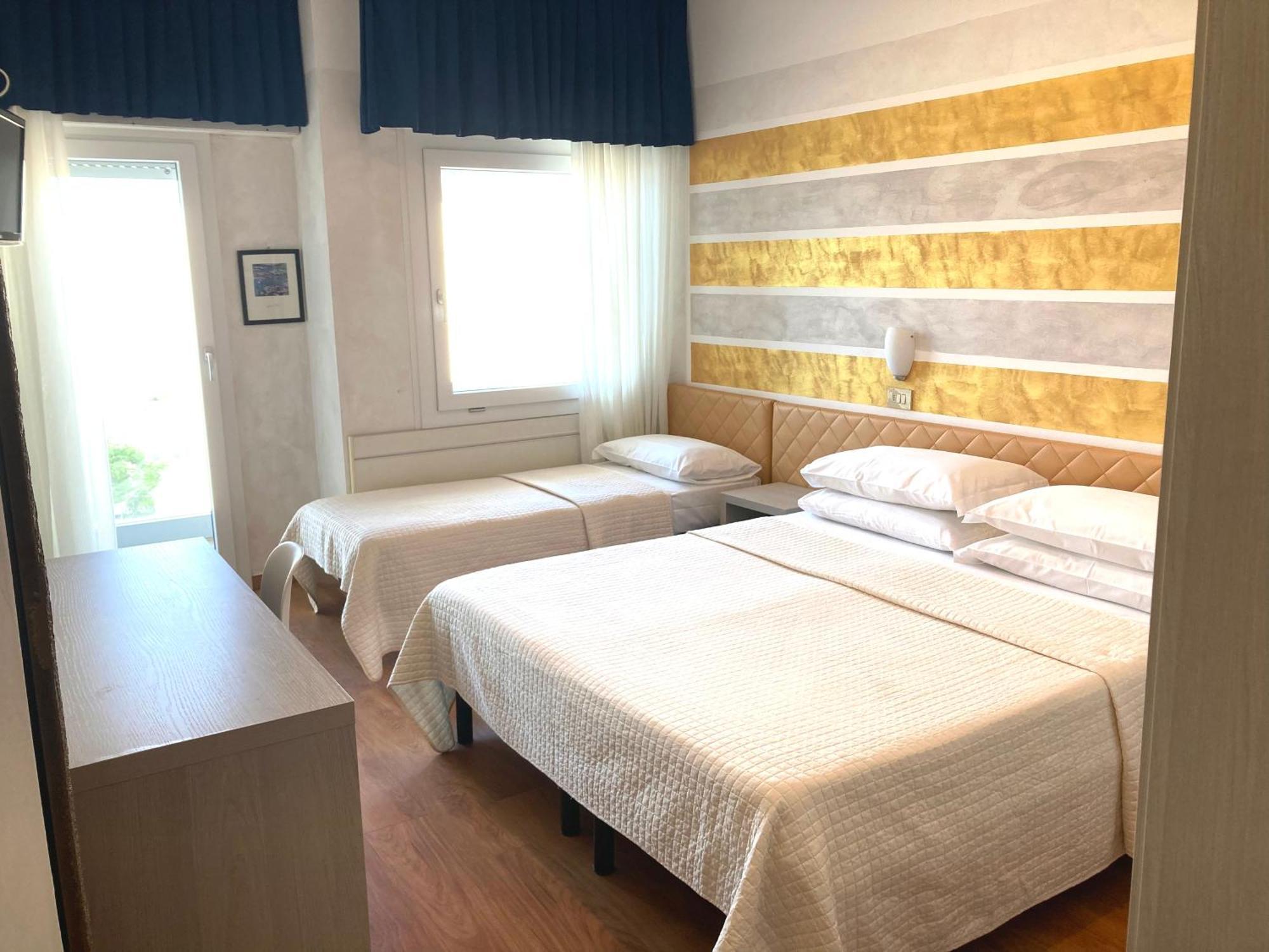Hotel Diplomatic リッチョーネ 部屋 写真