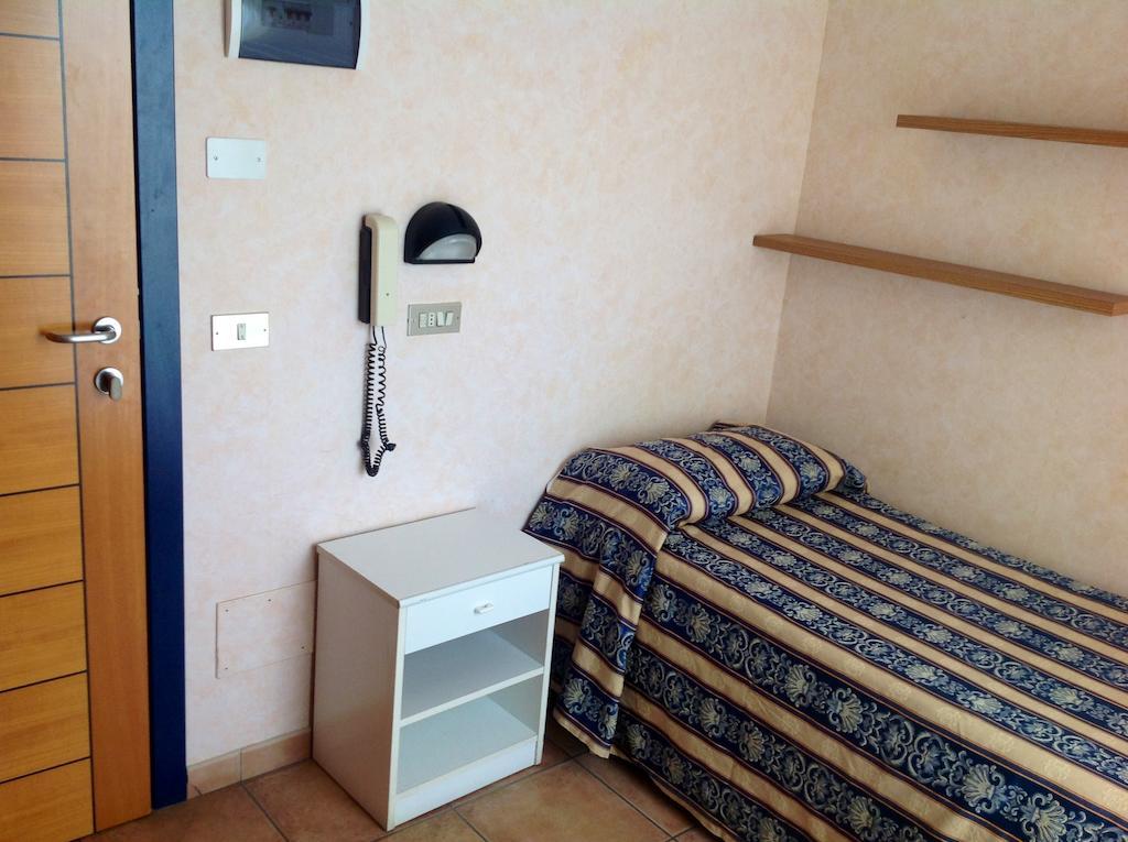 Hotel Diplomatic リッチョーネ 部屋 写真